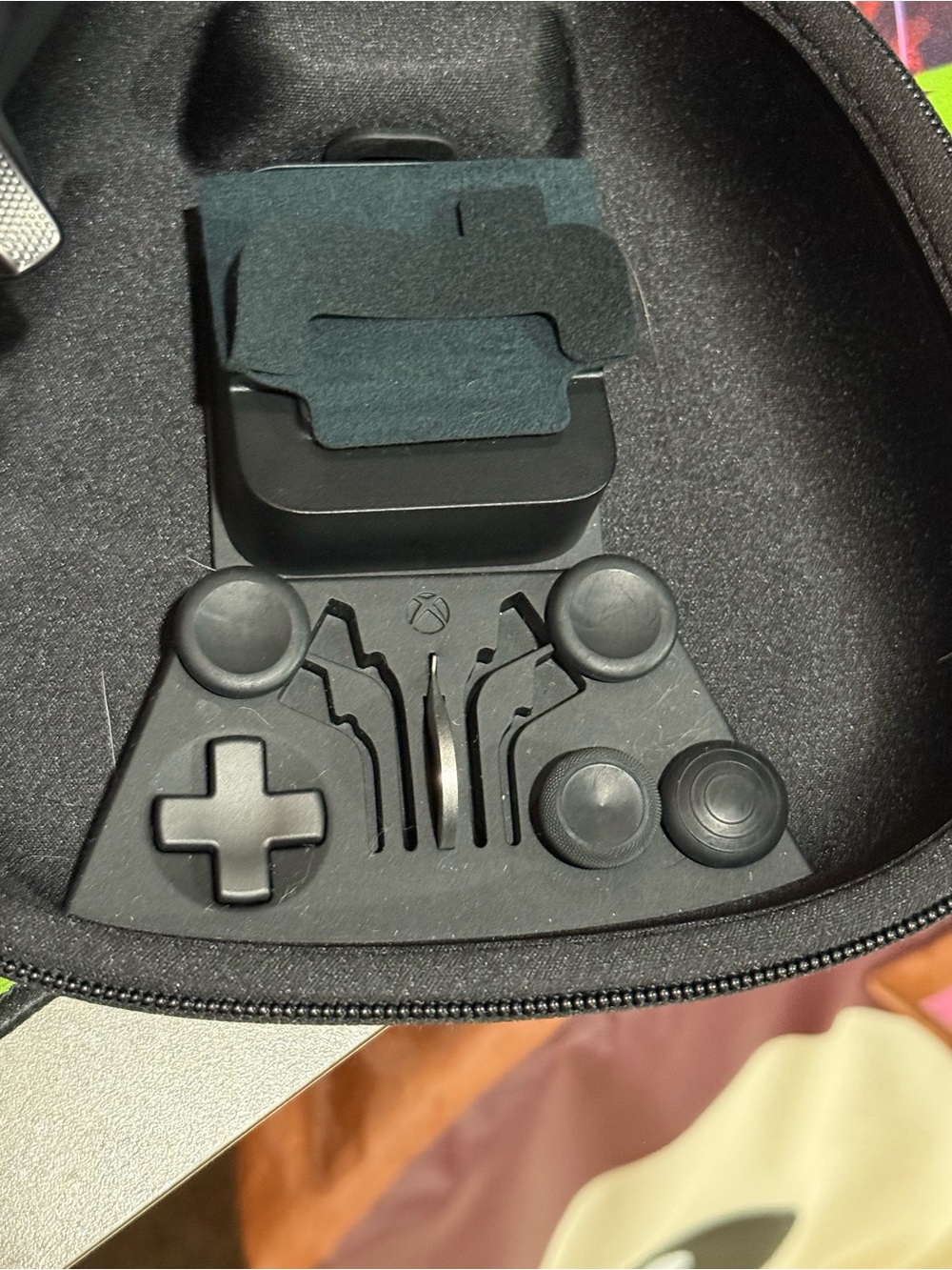 Xbox Elite Series 2 Controller EUC (See Description) - Picture 5 of 6